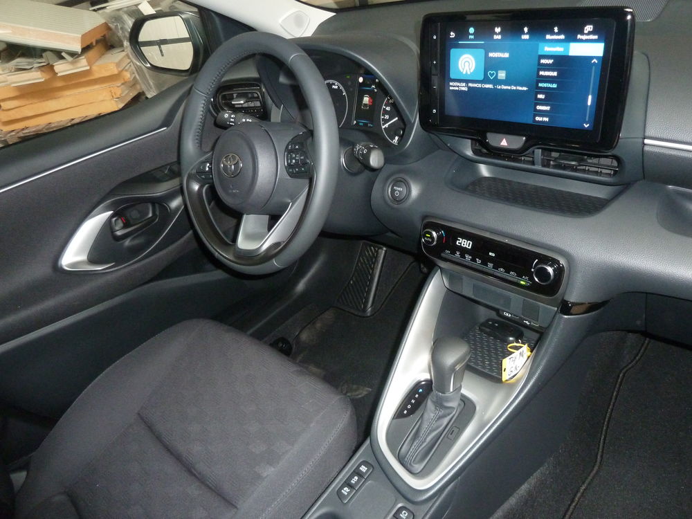 Yaris Hybride 116h Dynamic 2026 occasion 95300 Ennery