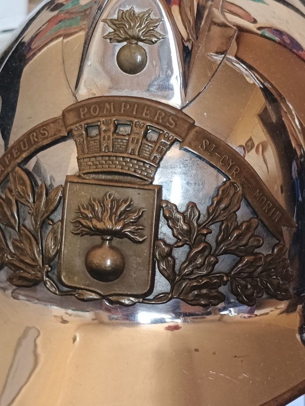 Casque pompier ancien 