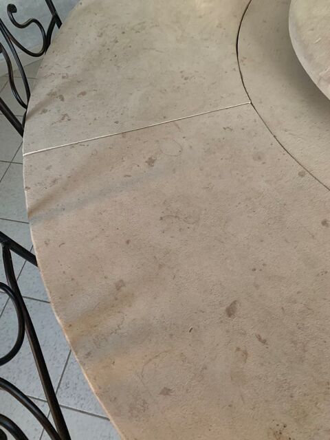 Table ronde en pierre de Tunisie 1000 Montmeyran (26)