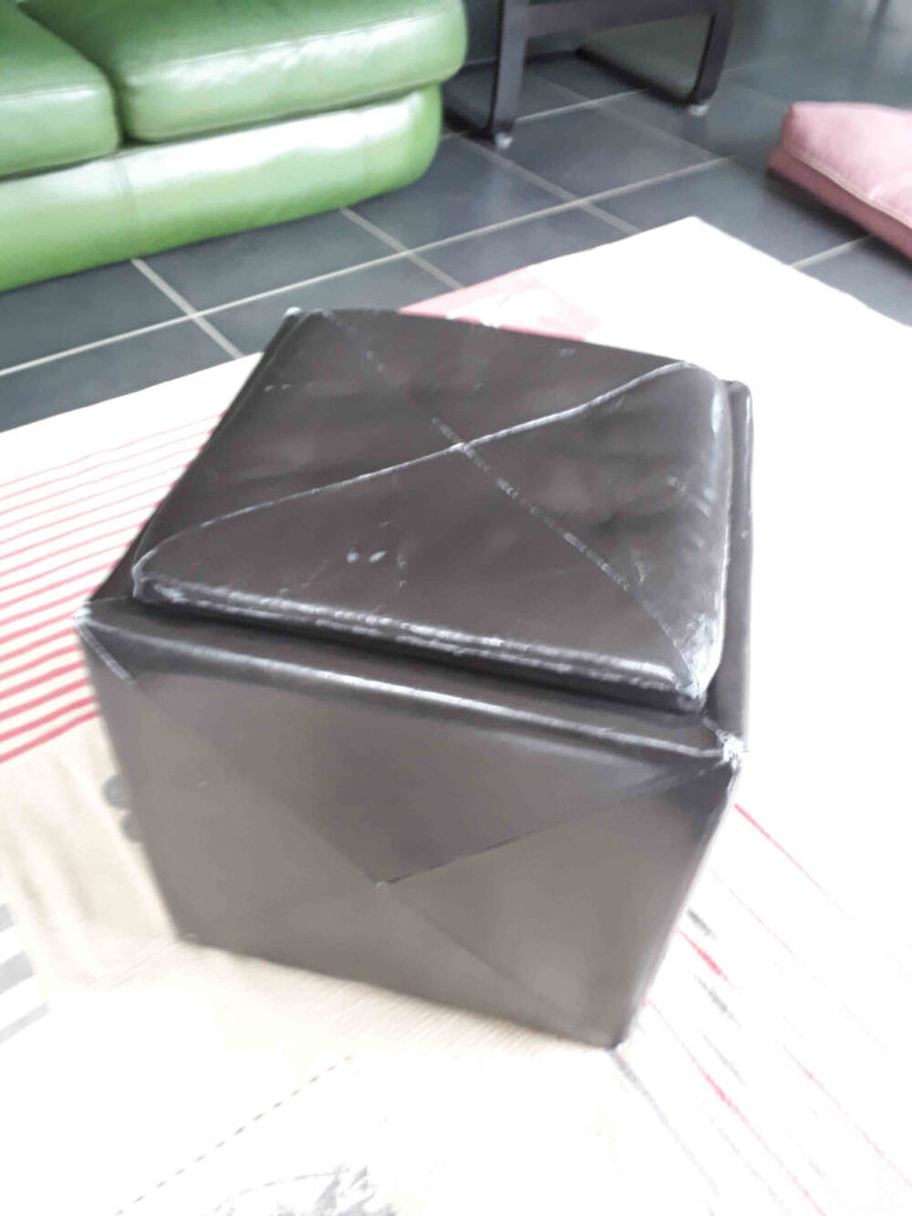 Pouf En Ska&iuml; Noir Meubles
