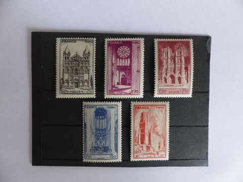 TIMBRES  663 / 667  NEUFS ** 1 Le Havre (76)
