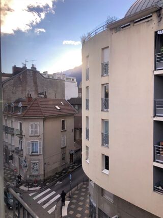  Appartement  vendre 2 pices 52 m