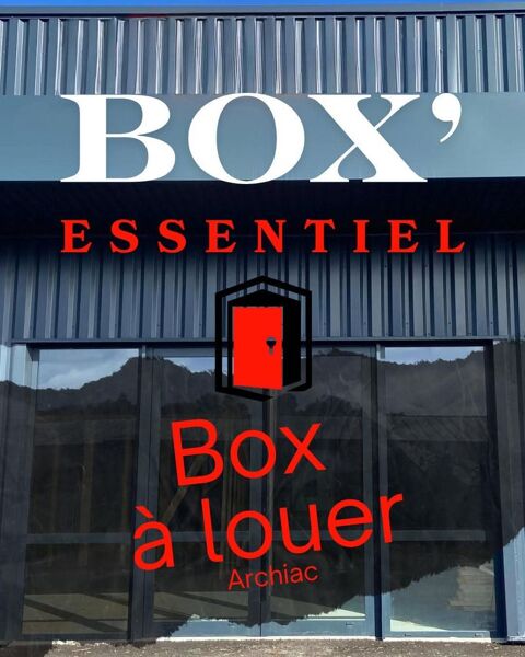  Parking / Garage  louer 135 m