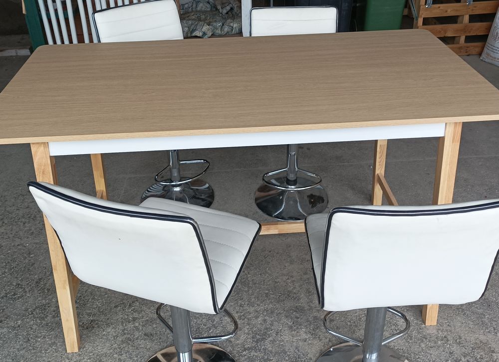 Table haute de cuisine Meubles