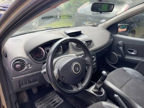 Renault clio iii Clio 1.5 dCi 105 Dynamique