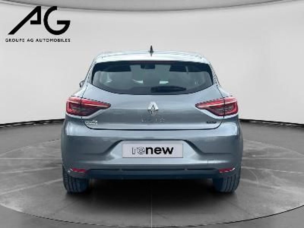 Clio V Clio E-Tech full hybrid 145 Evolution Evolution 2023 occasion 08000 Charleville-M&eacute;zi&egrave;res