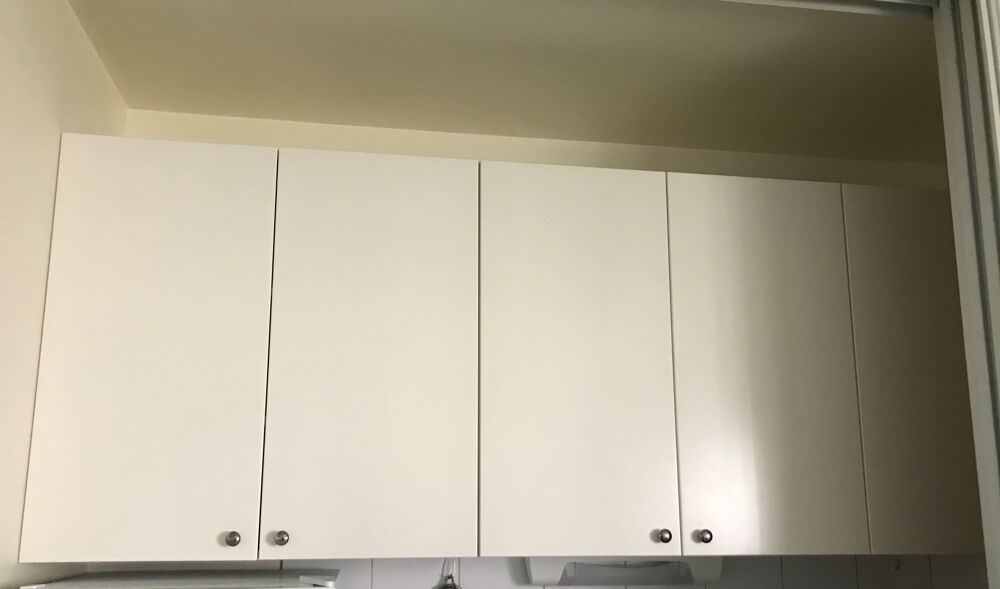Placards muraux blancs Meubles