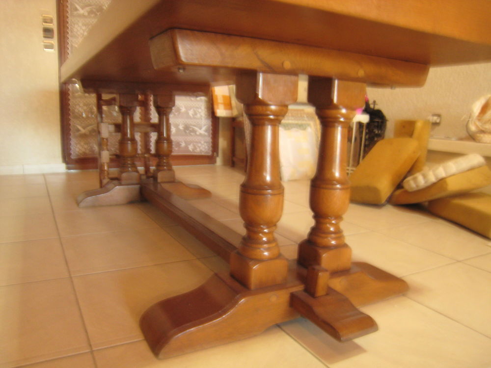 Table Salle &agrave; Manger, Massive Meubles