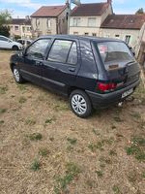 Clio 1.2 RL occasion 03100 Montlu&ccedil;on