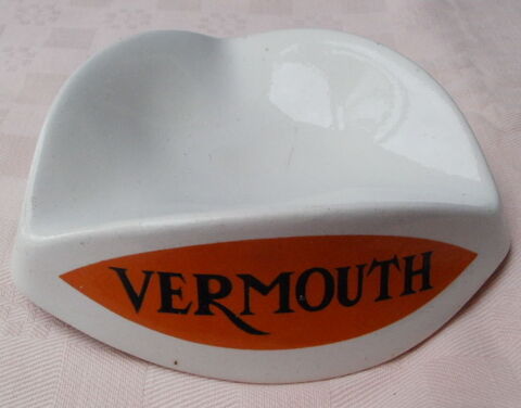 Cendrier 3 faces VERMOUTH / CARPANO / PUNT E MES 10 Montauban (82)