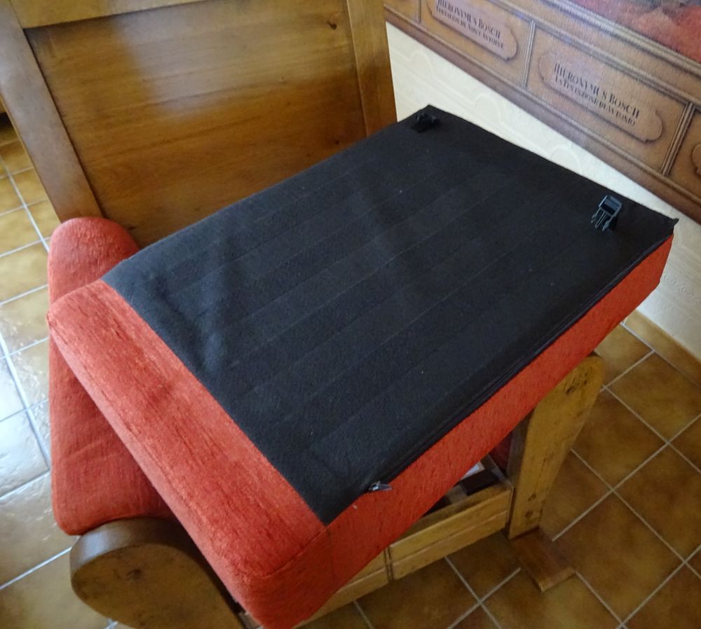 Fauteuil en ch&ecirc;ne massif -Tr&egrave;s confortable- Excellent Meubles