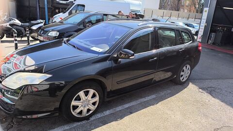 Renault laguna iii estate Laguna Estate III 2.0 dCi 150 FAP Carmin