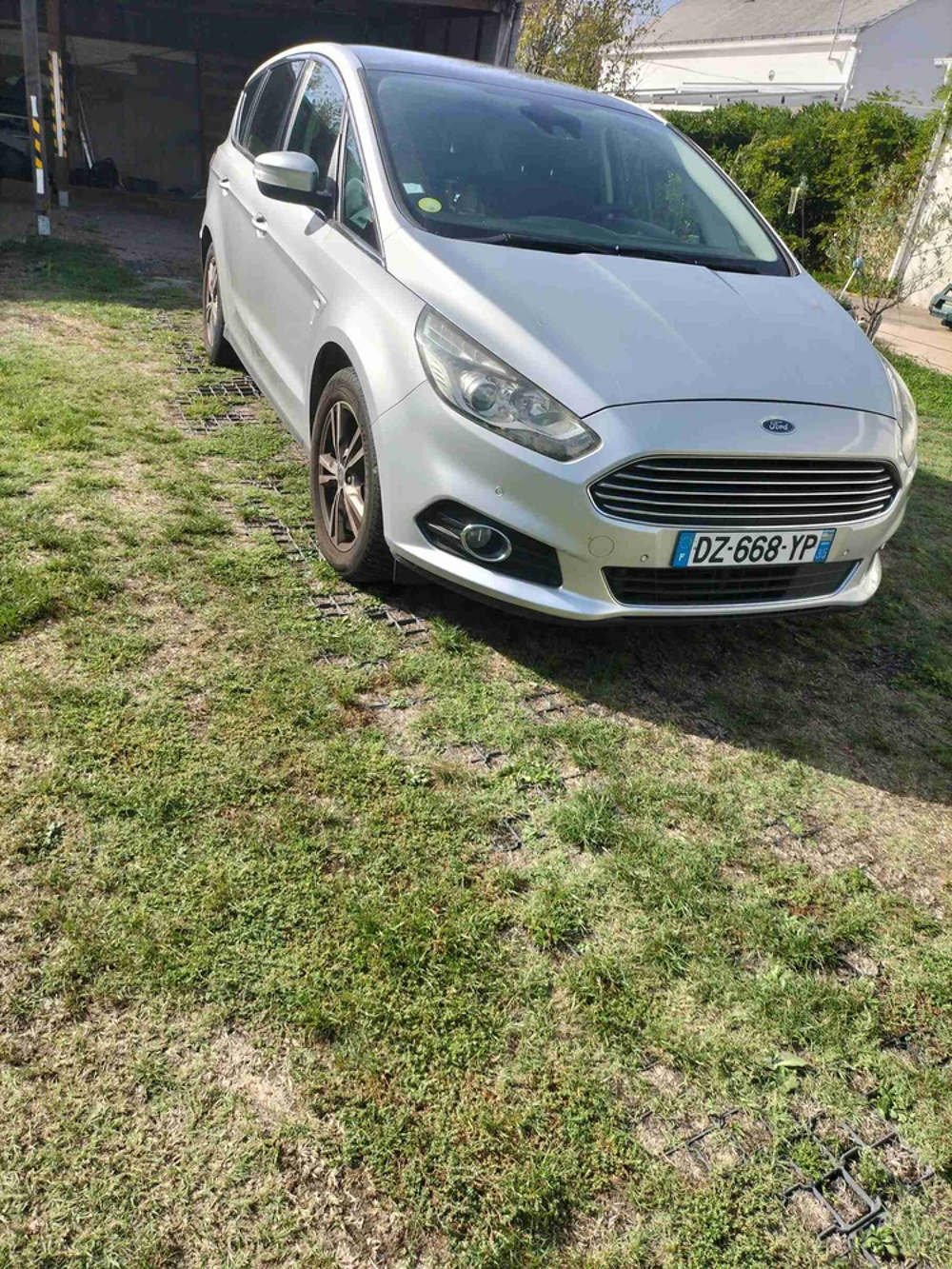 S-MAX 2.0 TDCi 150 S&S Titanium 2016 occasion 44570 Trignac
