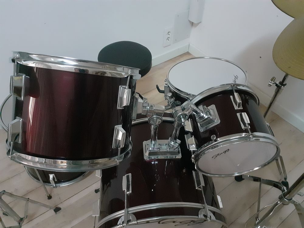 Batterie acoustique STAGG
Instruments de musique