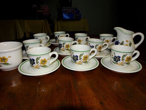 10 tasses sous tasses th� caf� pot lait sucre 39 Monflanquin (47)