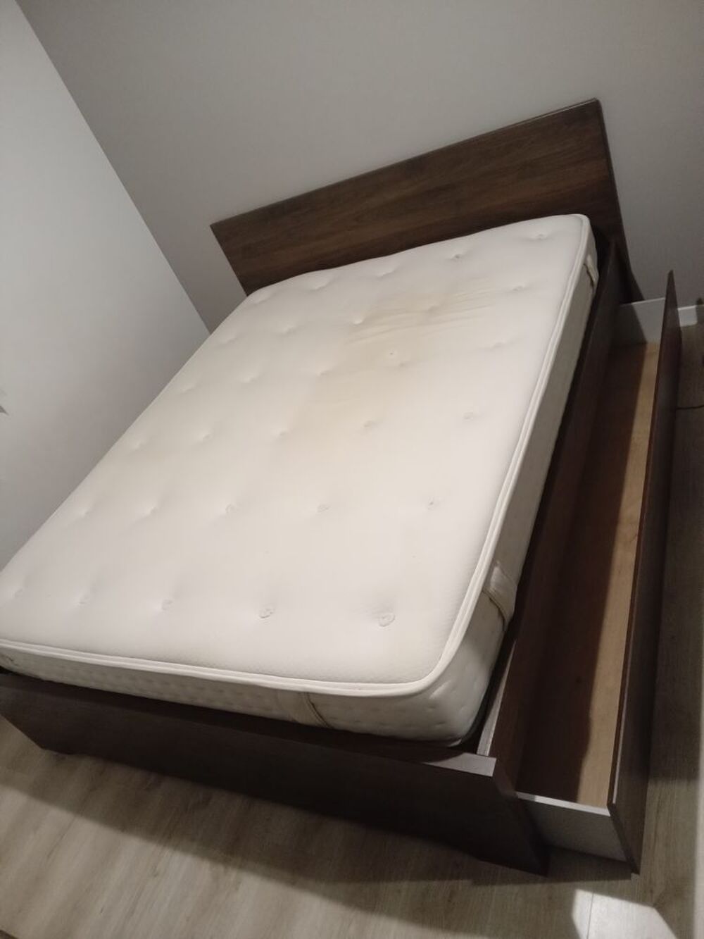 Lit 160x200 complet et sommier lattes Meubles