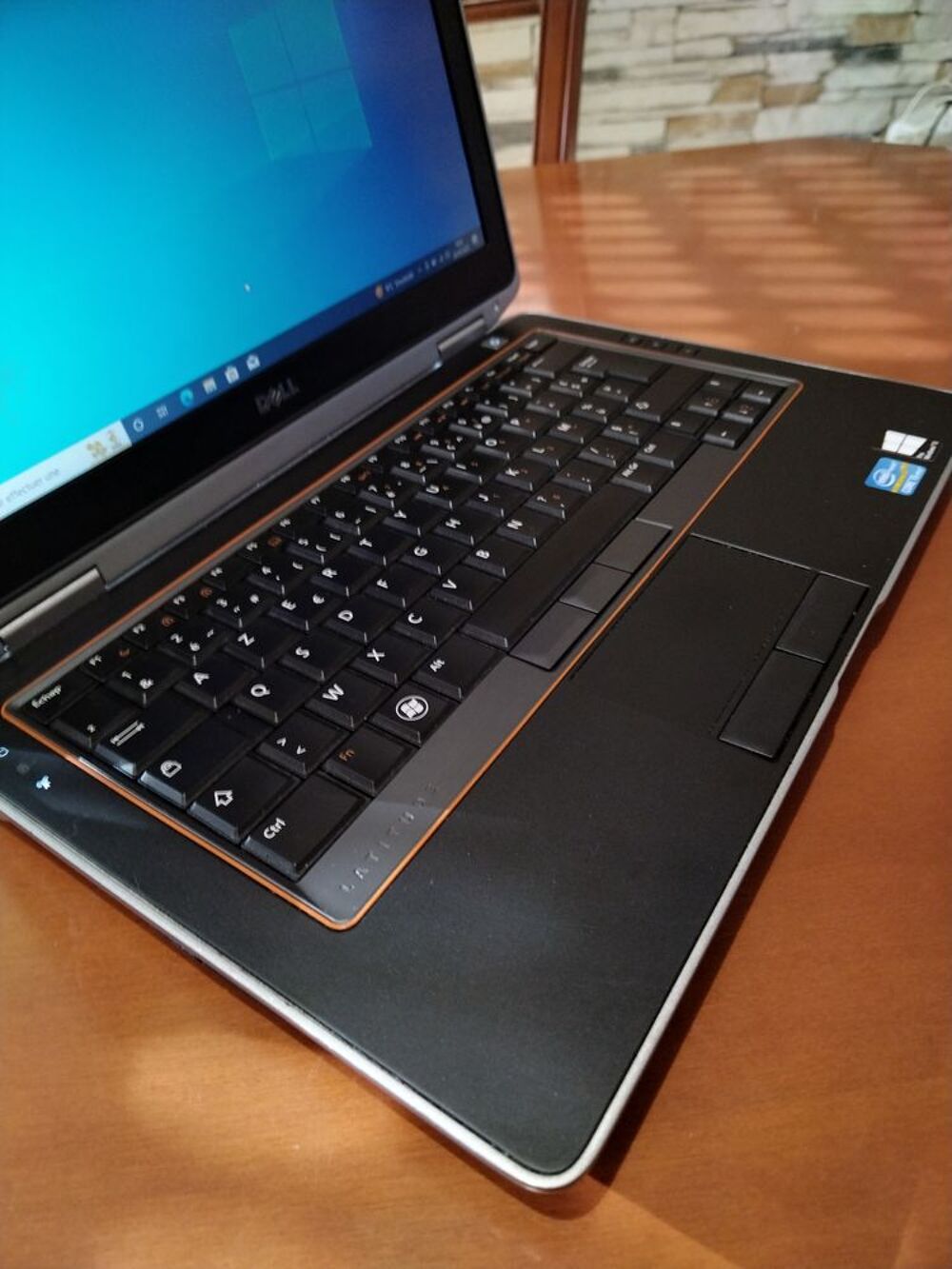 PC PORTABLE DELL INTEL i5 8 Go 750 Go R2713 Matériel informatique