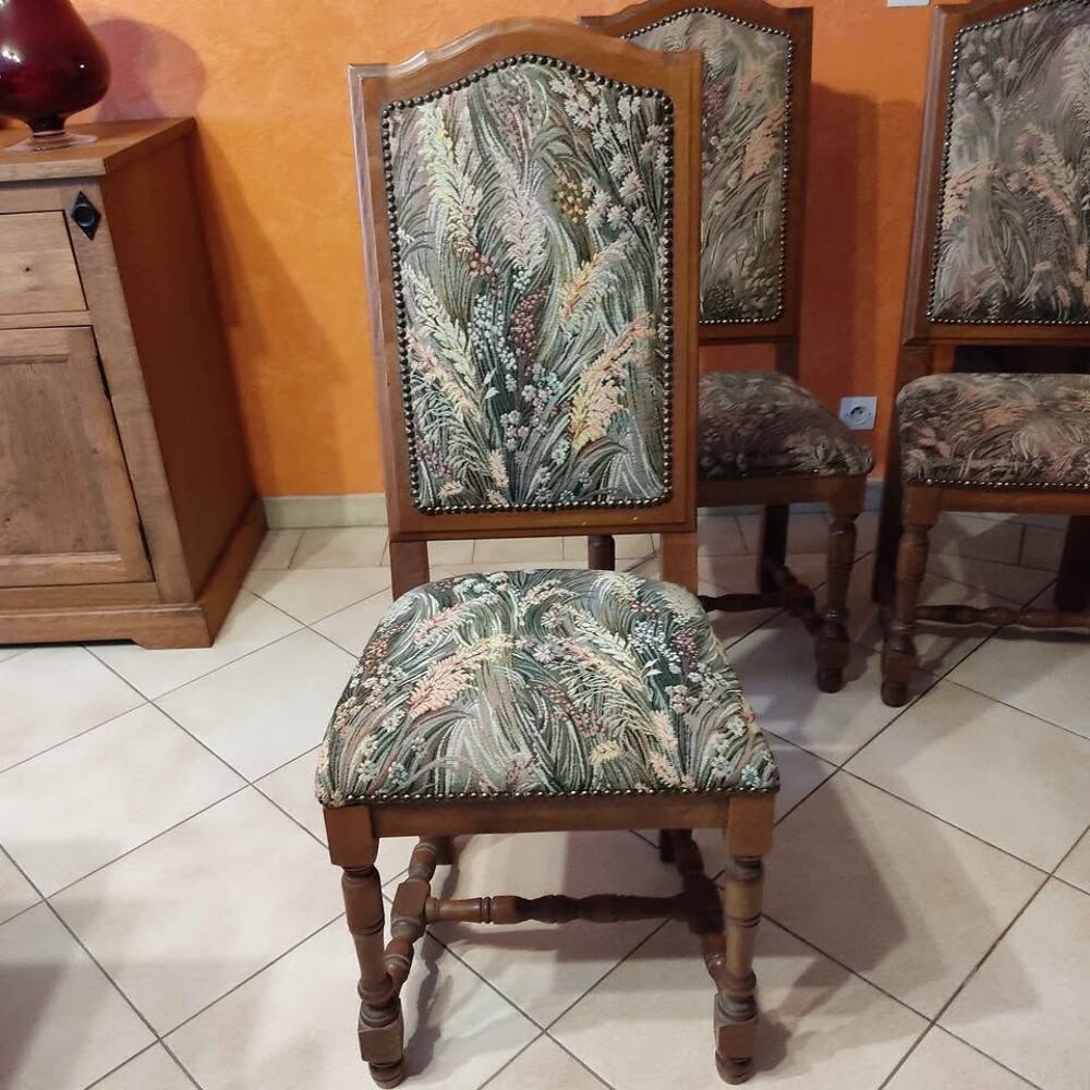 4 chaises de salle &agrave; manger Meubles
