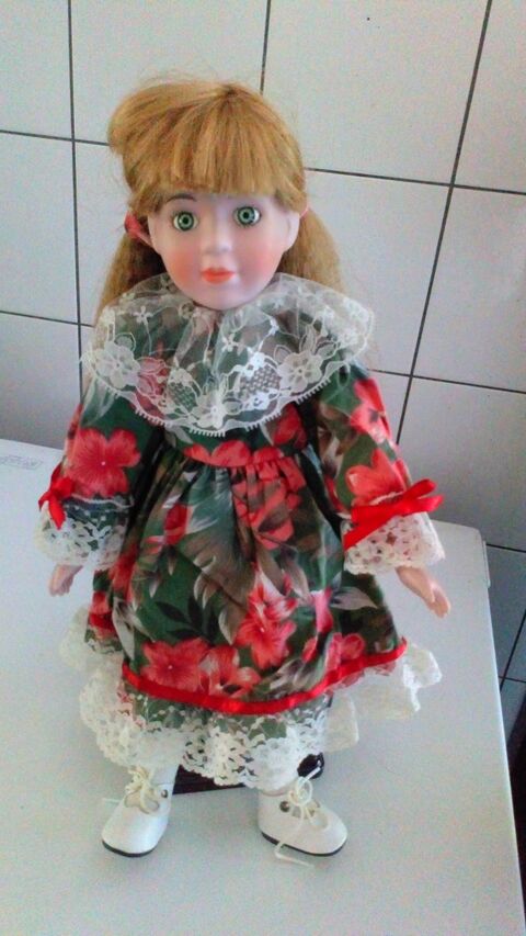 Poupe de Collection Colore et Dtaille 0 Battrans (70)