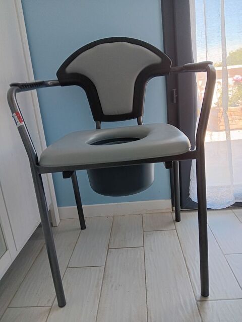 chaise  medicale 0 Courthézon (84)