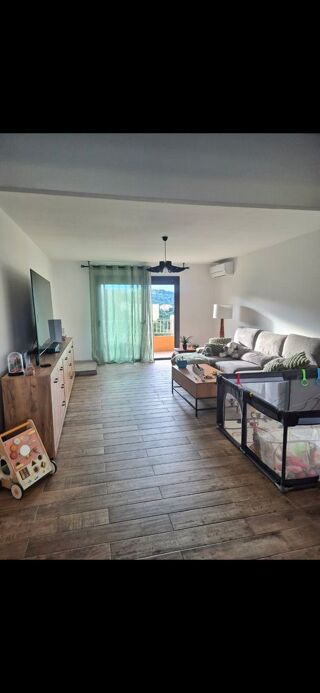  Appartement � vendre 3 pi�ces 77 m�