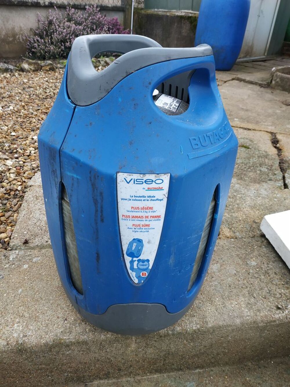 Bouteille de gaz VISEO vide. Cuisine