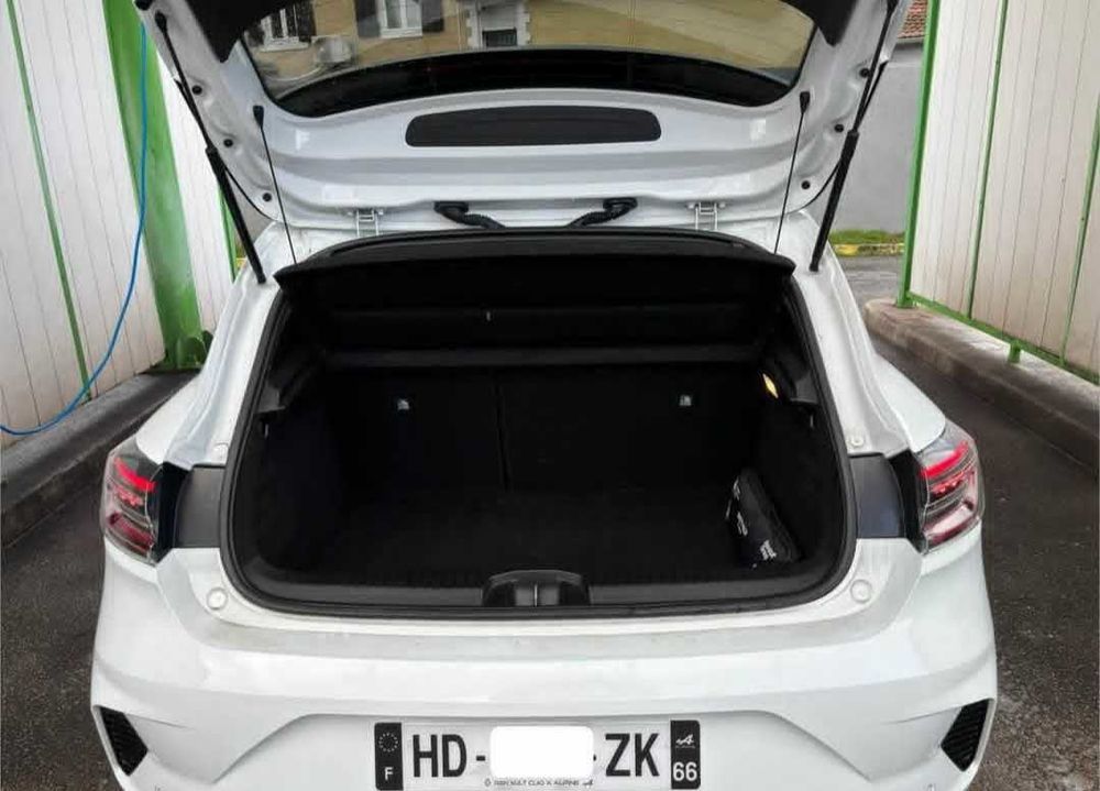 Clio V Clio E-Tech hybride 145 Evolution 2024 occasion 38230 Tignieu-Jameyzieu