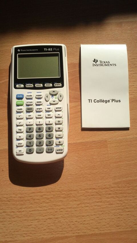 CALCULATRICE TEXAS INSTRUMENTS TI-82 Plus Orl�ans (45)