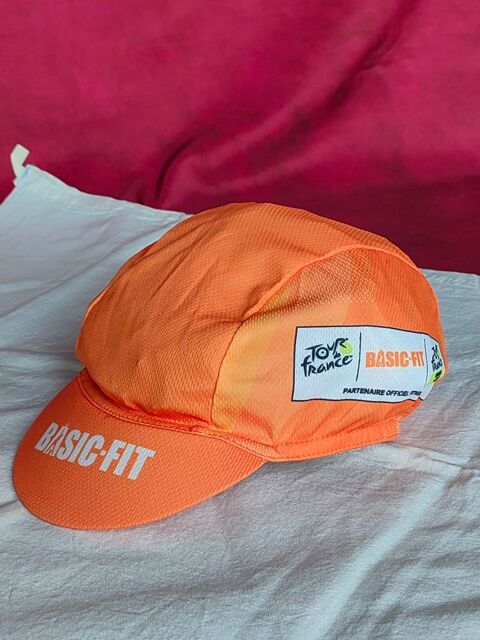 Casquette neuve basic-fit 3 Avermes (03)