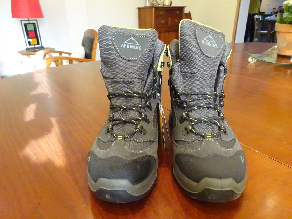 CHAUSSURES DE MARCHE de MARQUE Mc KINLEY Taille 42 Chaussures