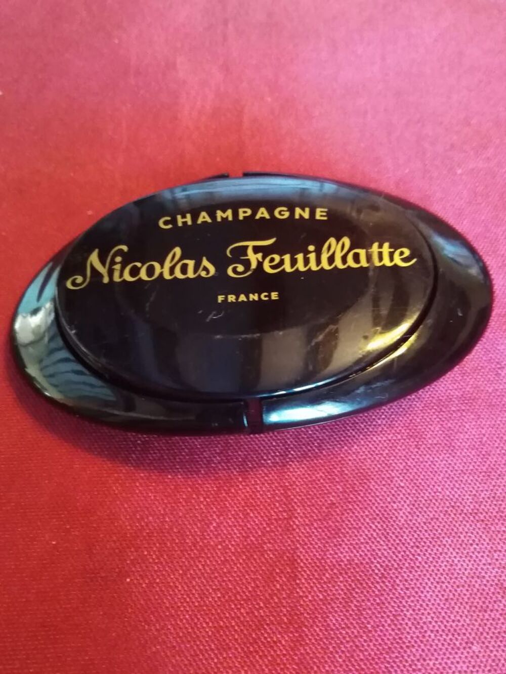 bouche bouteille champagne Nicolas feuillate france Cuisine
