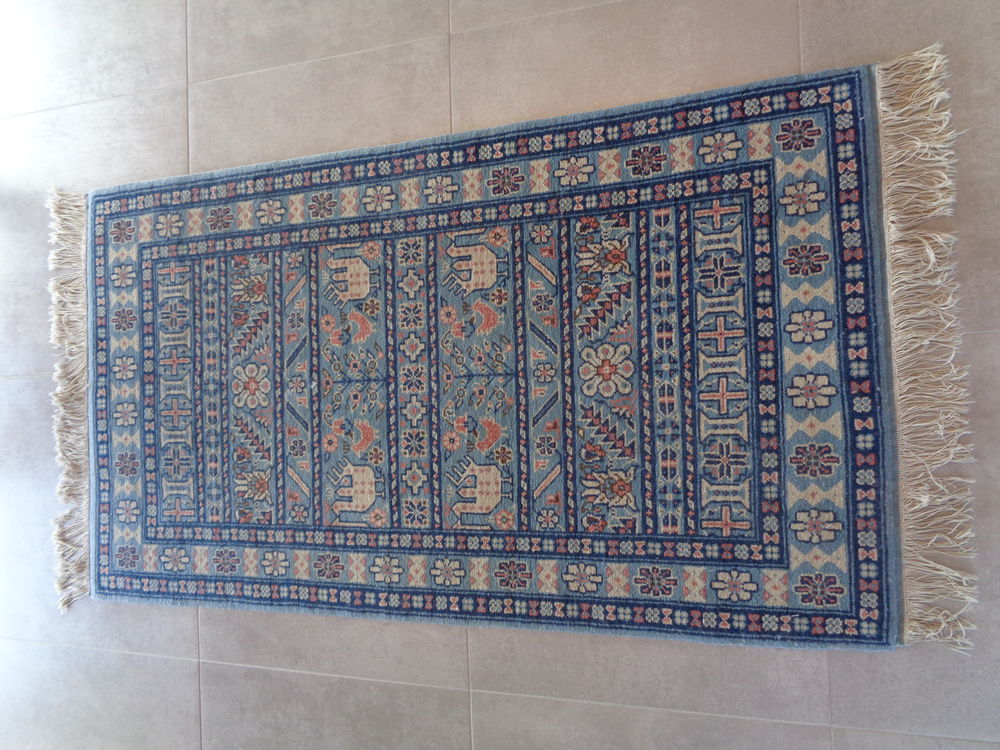 TAPIS TUNISIEN FAIT MAIN Décoration