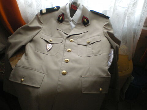 Uniforme de Lieutenant du G�nie. 35 Caen (14)