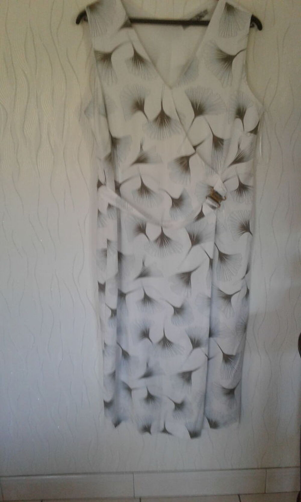 Robe mi-longue T.46 Vêtements