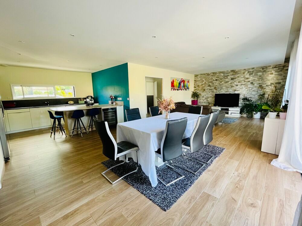 Vente Maison Maison plian pied 145m2 de2018  piscine photovoltaïque Lapeyrouse-fossat