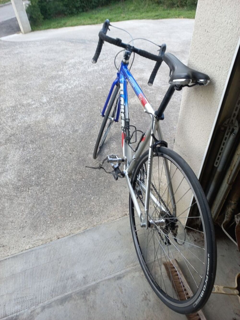 V&eacute;lo Course - Tr&egrave;s Bon &Eacute;tat Vélos
