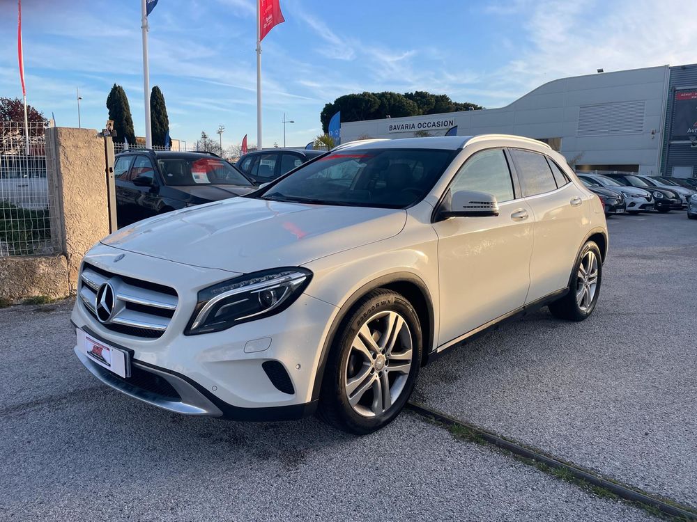 Classe GLA 200 Intuition 7-G DCT A 2015 occasion 83220 Le Pradet