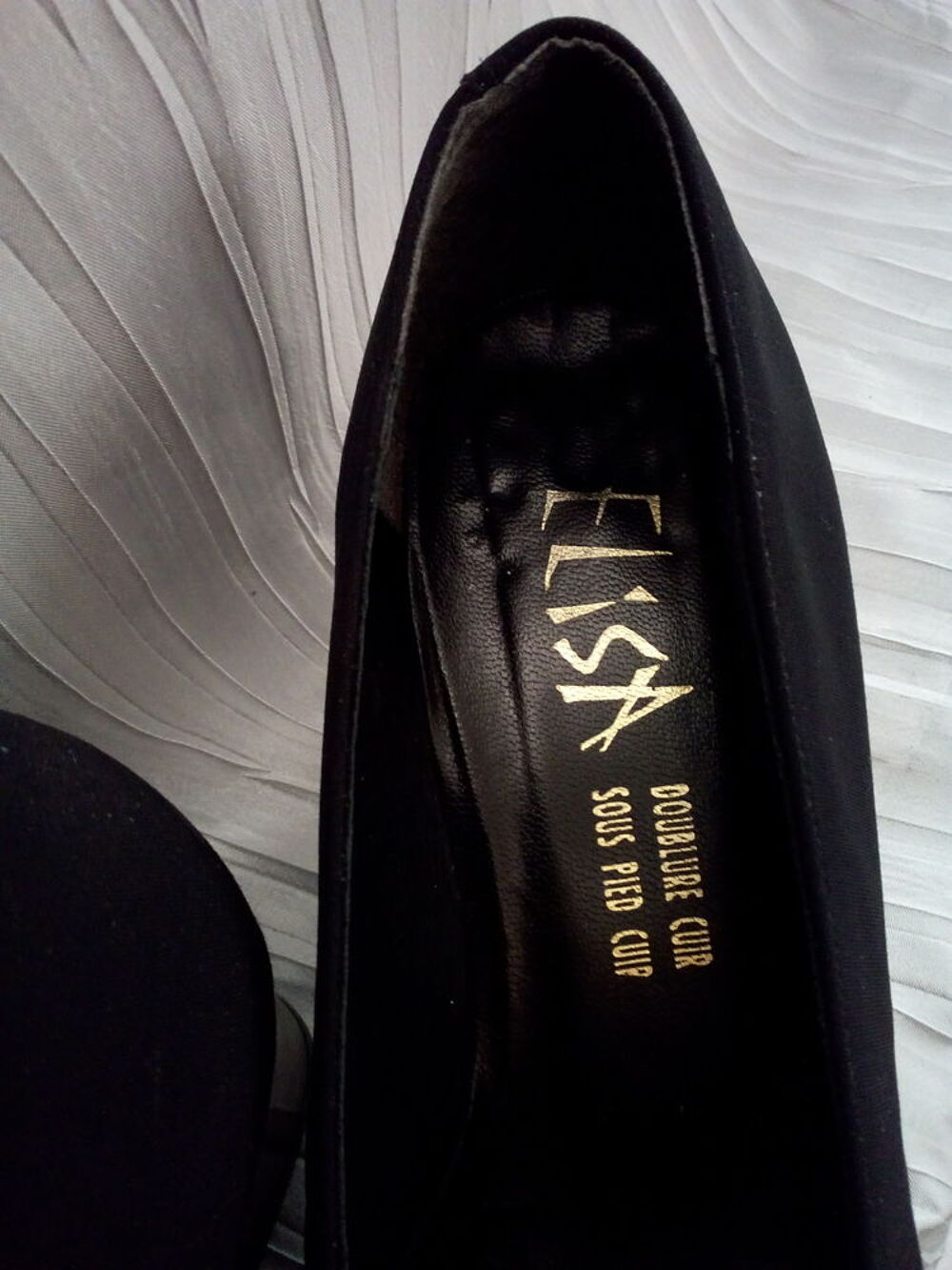 1 paire d'escarpin "ELISA " en velours fin noir Chaussures