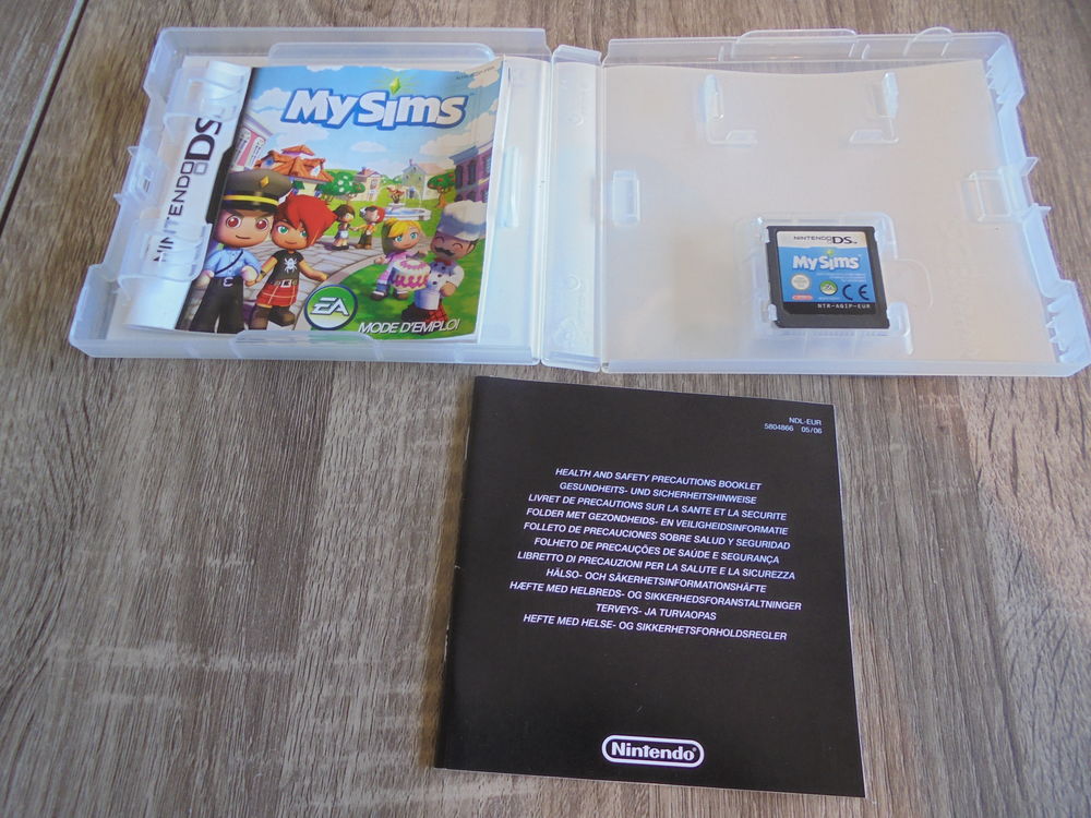 Nintendo DS MySims Consoles et jeux vidéos