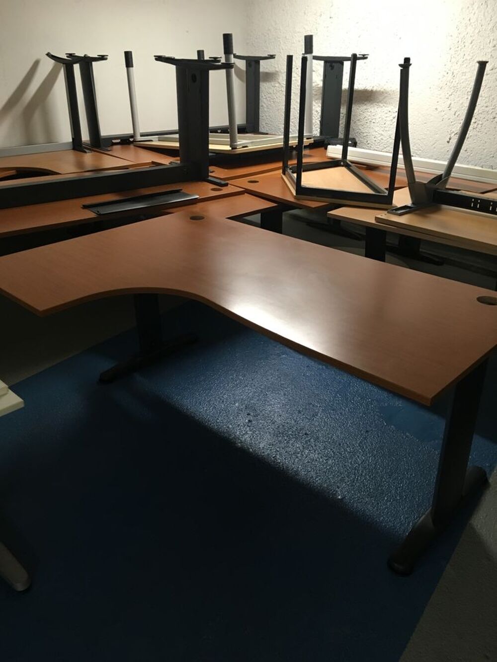 Mobiliers de bureaux Meubles