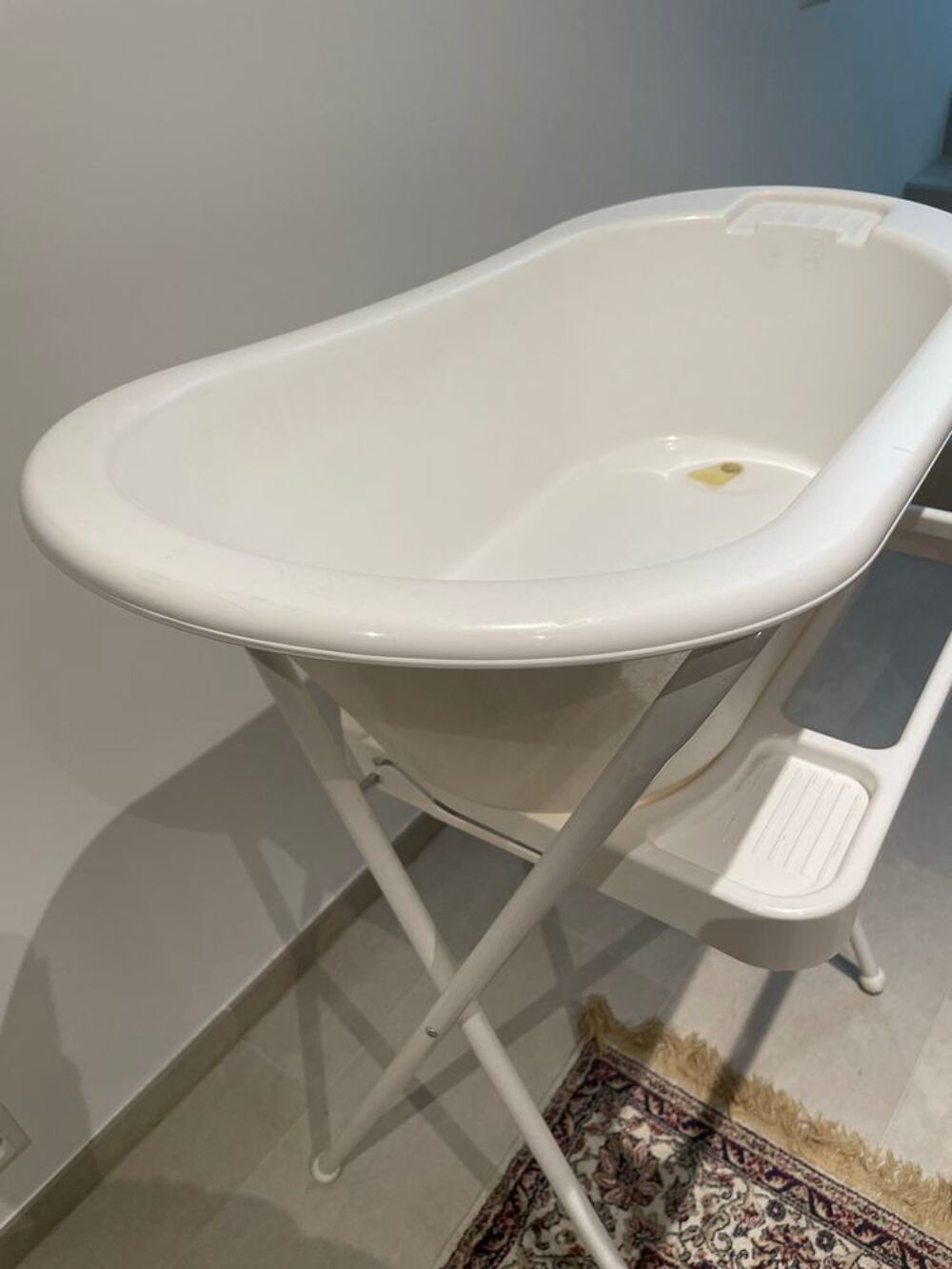 baignoire enfant avec support sur pieds Puériculture