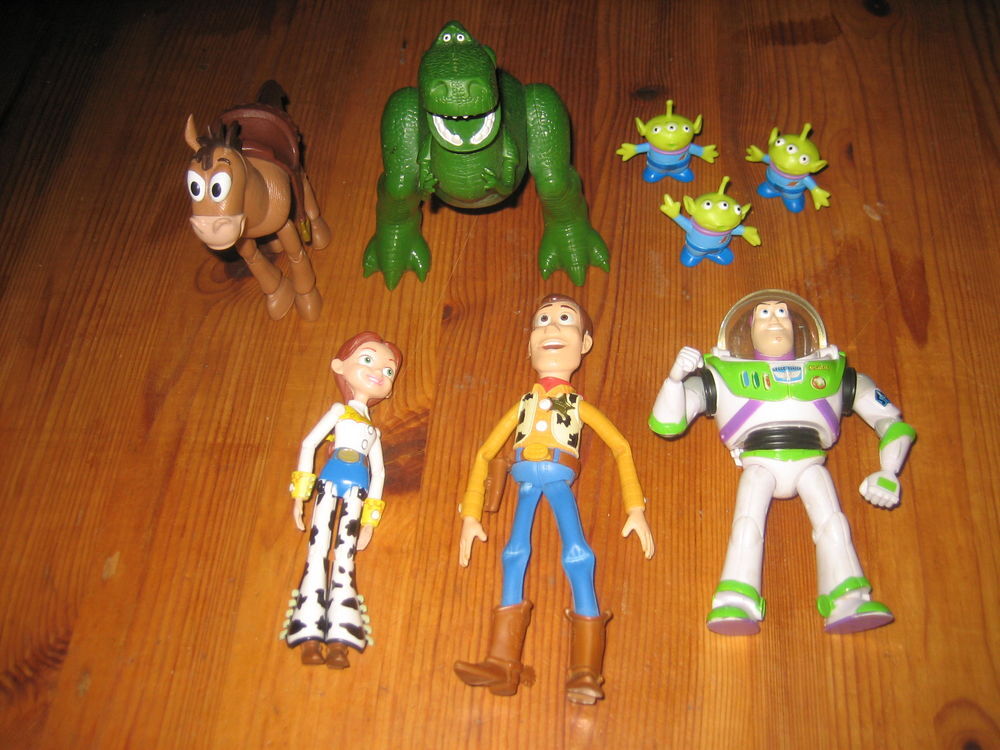 lot 8 figurines TOY STORY disney Jeux / jouets