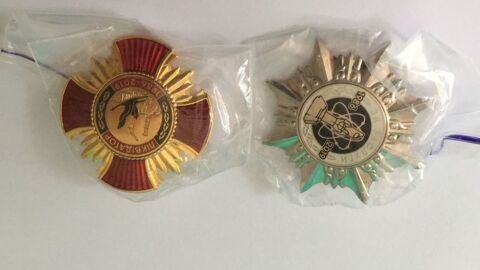 medailles par l'Ukraine aux  liquidateurs suite a tchernobyl 150 Taverny (95)