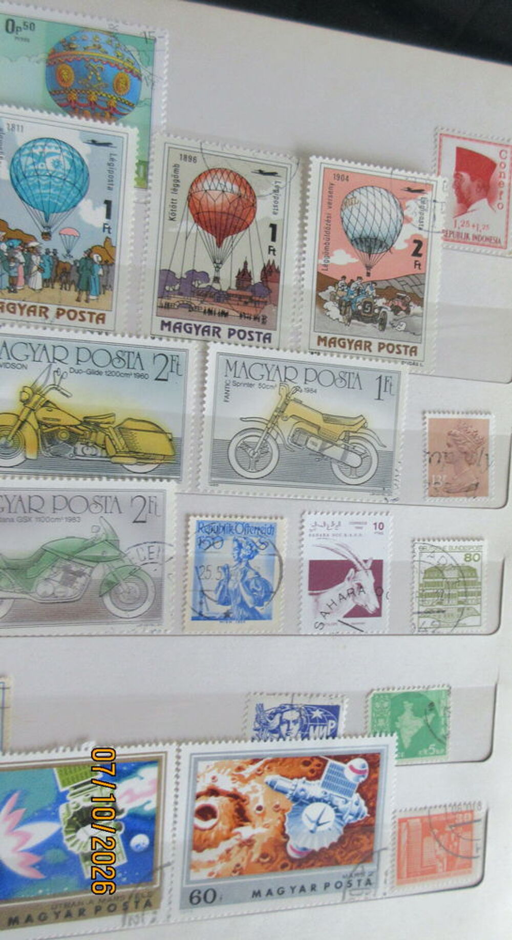 2 ALBUMS DE TIMBRES INCOMPLETS 