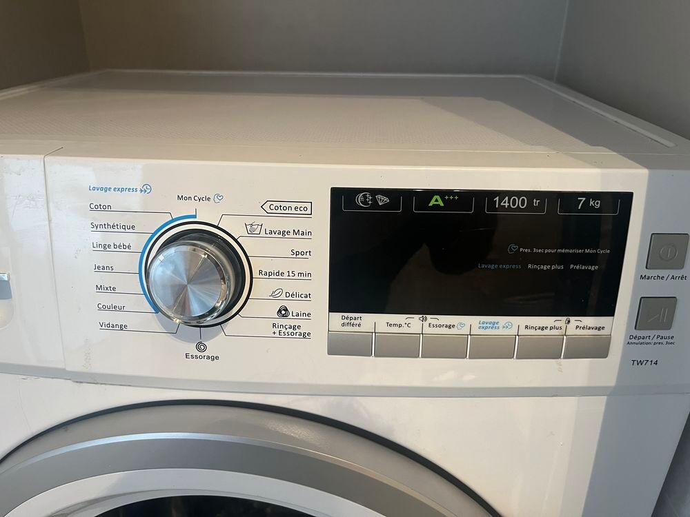 Lave linge Thomson Electroménager