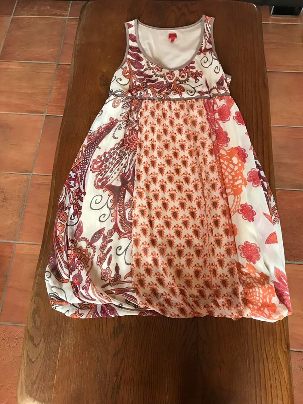 Belle robe estivale T.42 Miss captain Vêtements