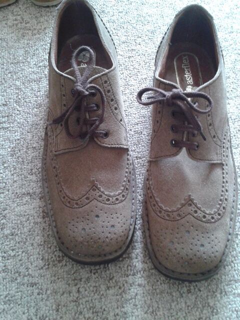 Chaussures en daim ASTERFLEX taille 44 25 Dijon (21)