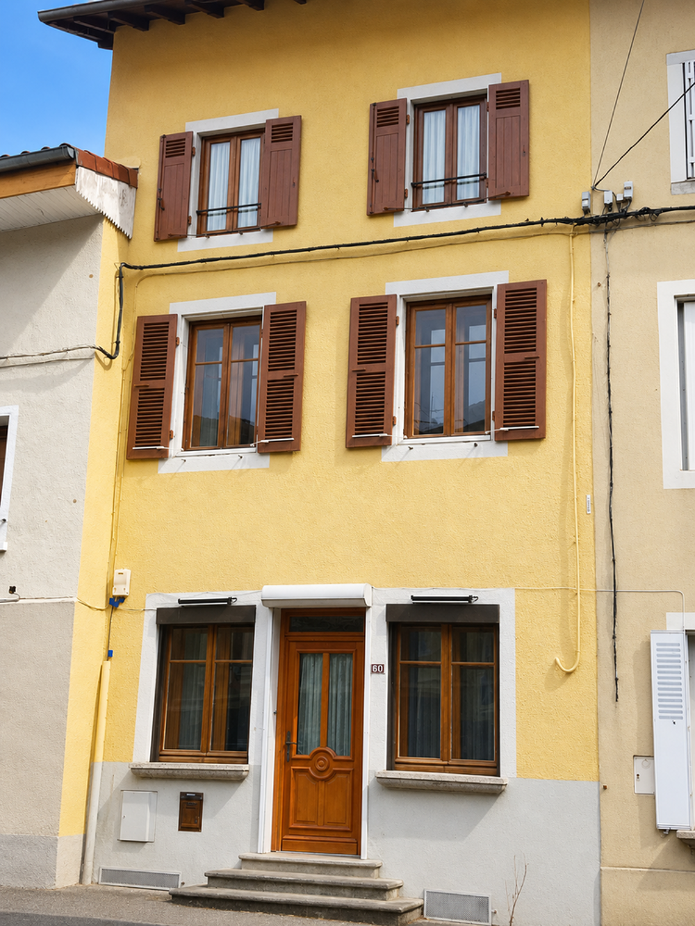 Maison 5 pièces 110 m² · à Montluel · 110 m² · 205 000 €