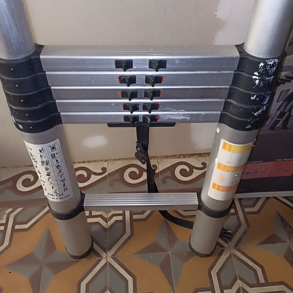 &Eacute;CHELLE T&Eacute;LESCOPIQUE 3M80 Bricolage