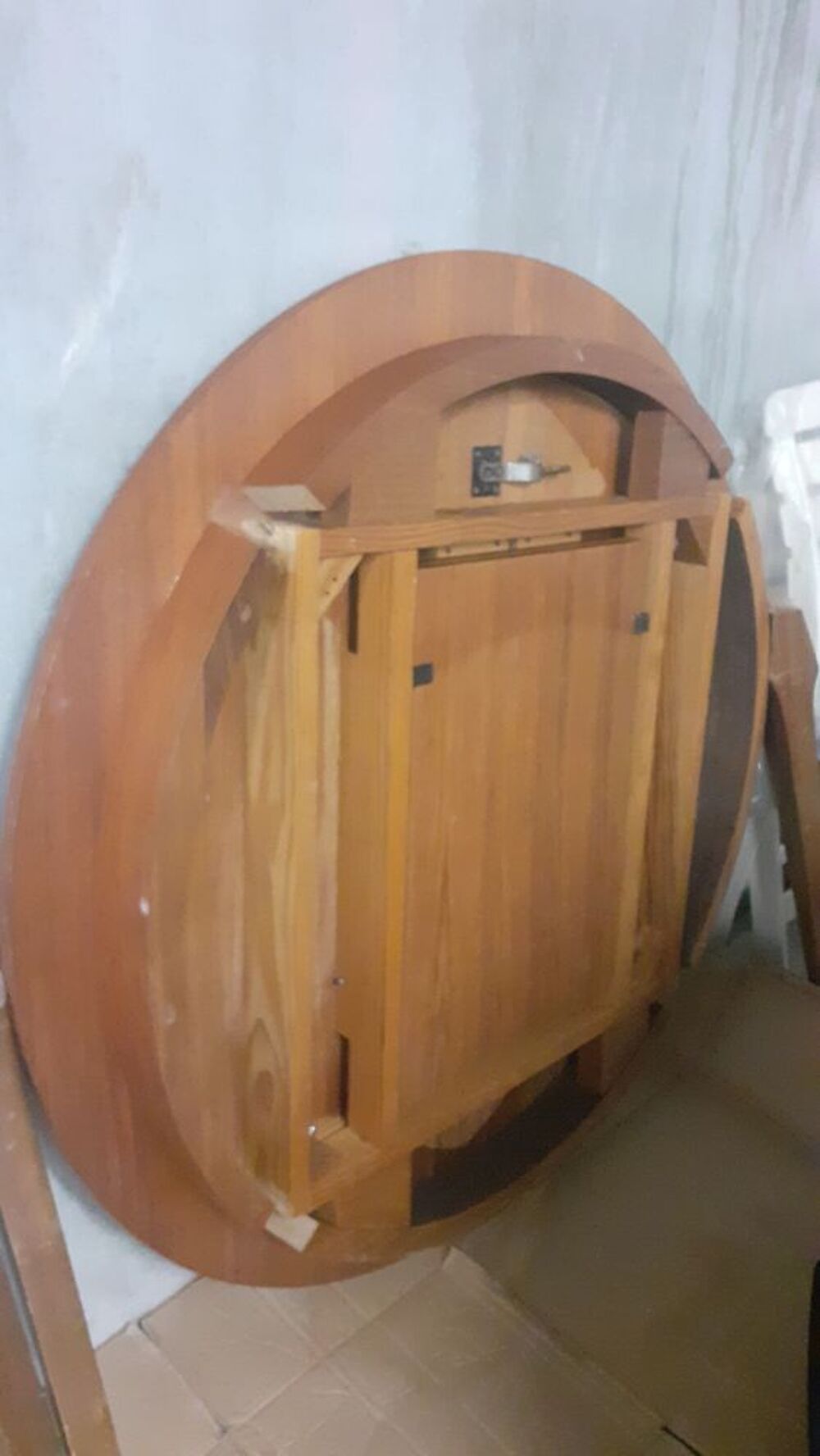 table ronde de 118cm de diametre Meubles